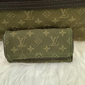 Louis Vuitton Green Monogram Canvas Keyholder Vintage EUC